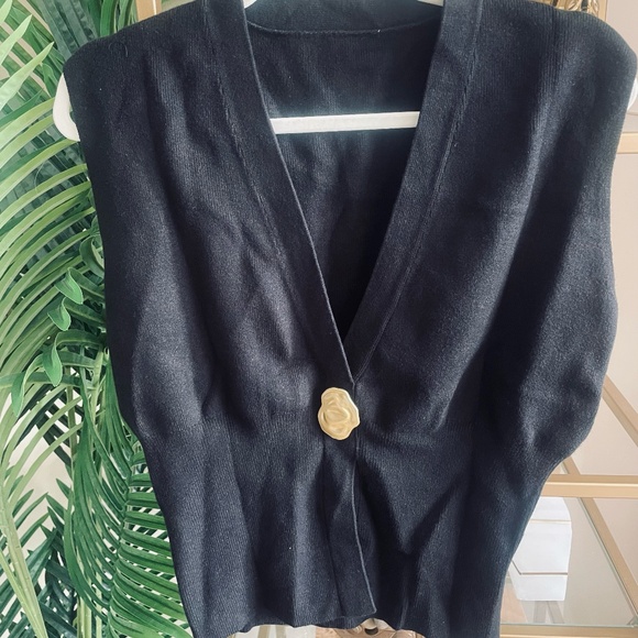 Commense V-neck Buttoned Detail Sweater Vest XS US6 - Picture 9 of 9